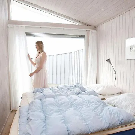 Casa vacanze Sleeps 10 Pool Wifi Pirupshvarre