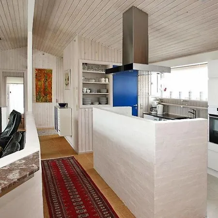 Sleeps 10 Pool Wifi Pirupshvarre